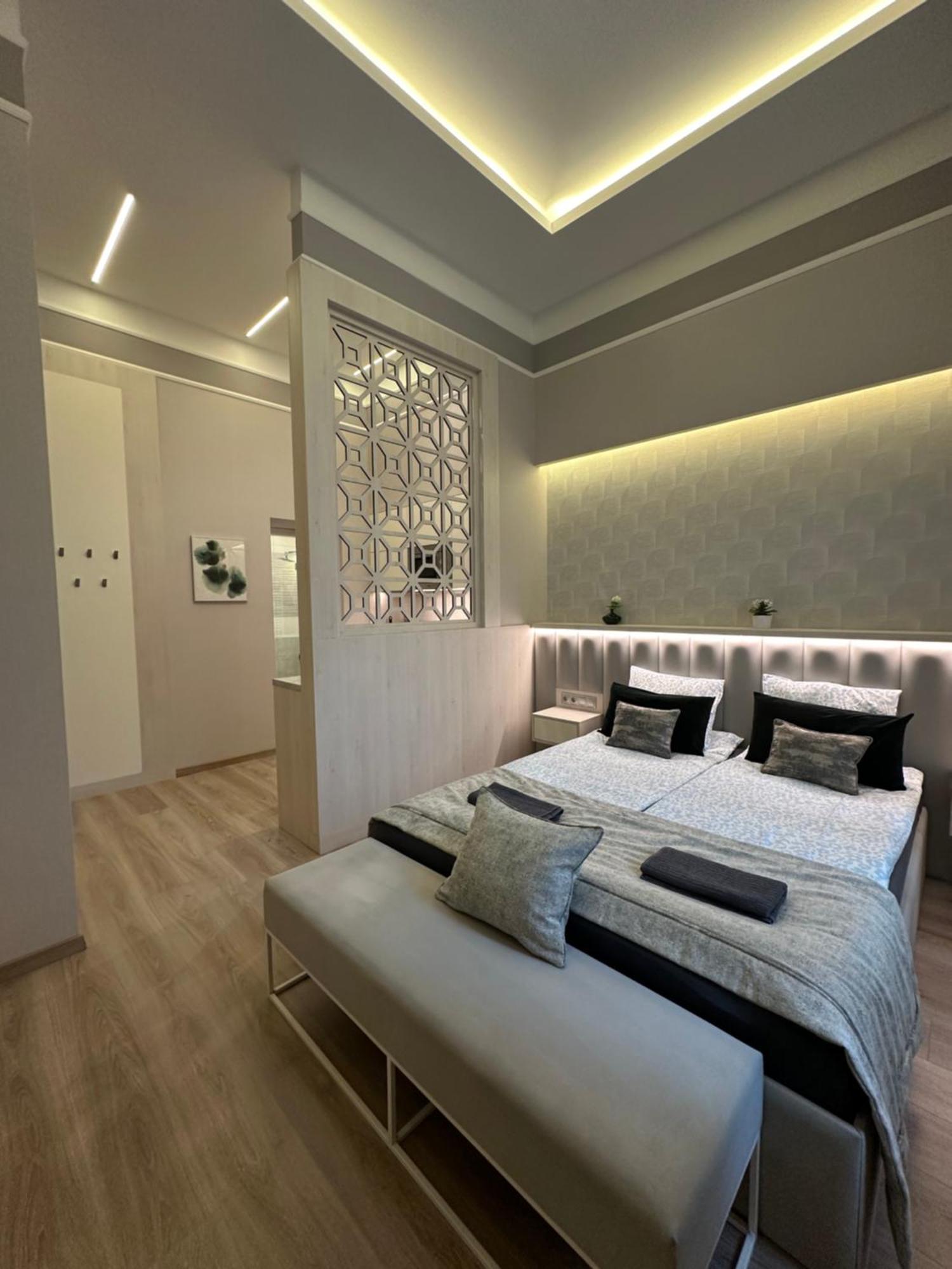 Revay 20 Suites By Corall Budapest Extérieur photo