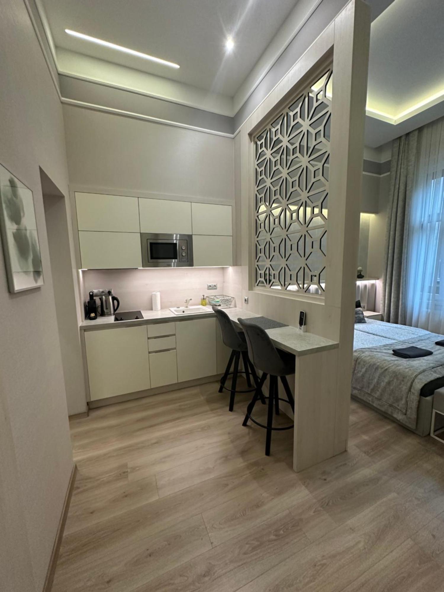 Revay 20 Suites By Corall Budapest Extérieur photo