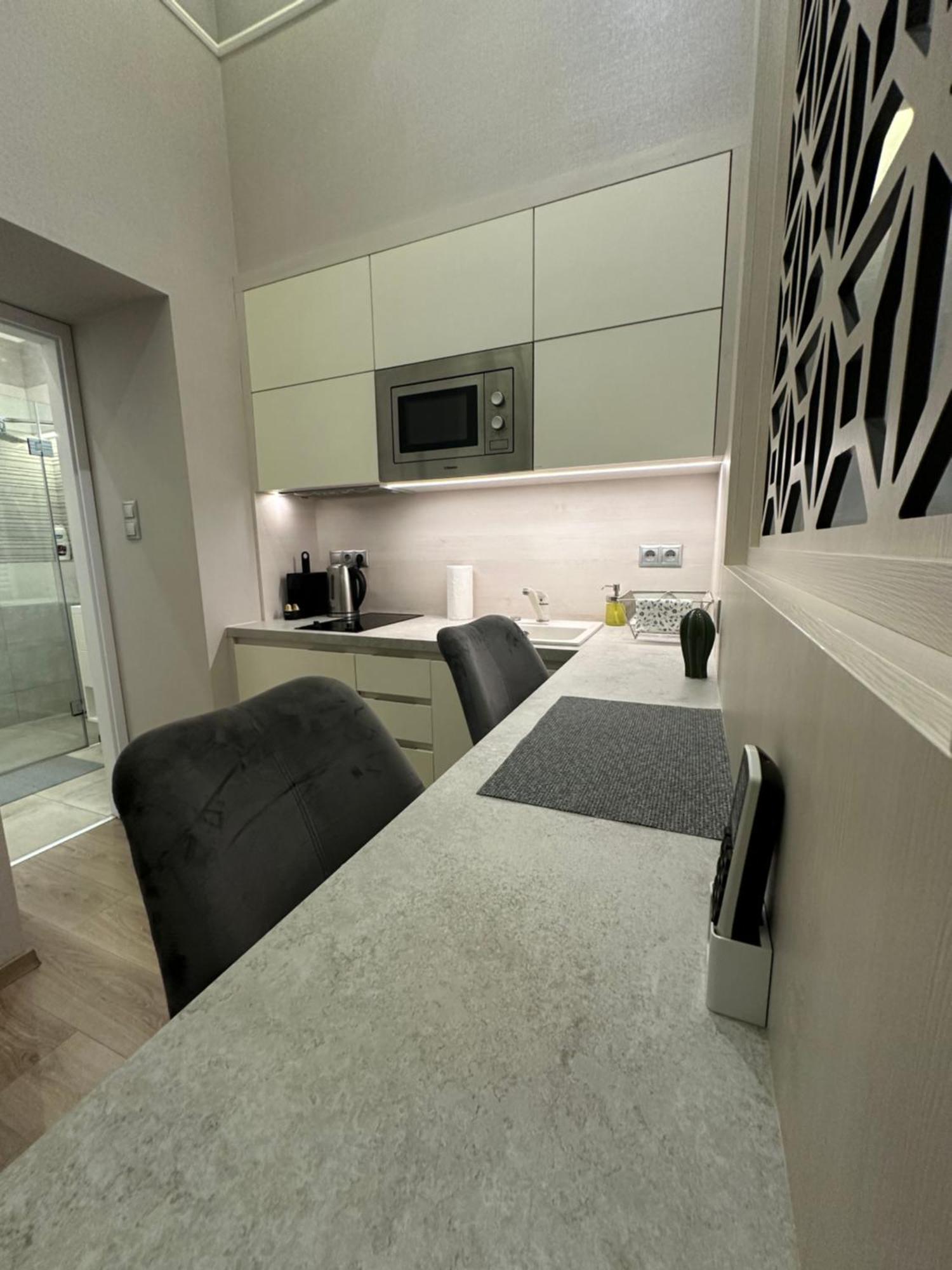 Revay 20 Suites By Corall Budapest Extérieur photo