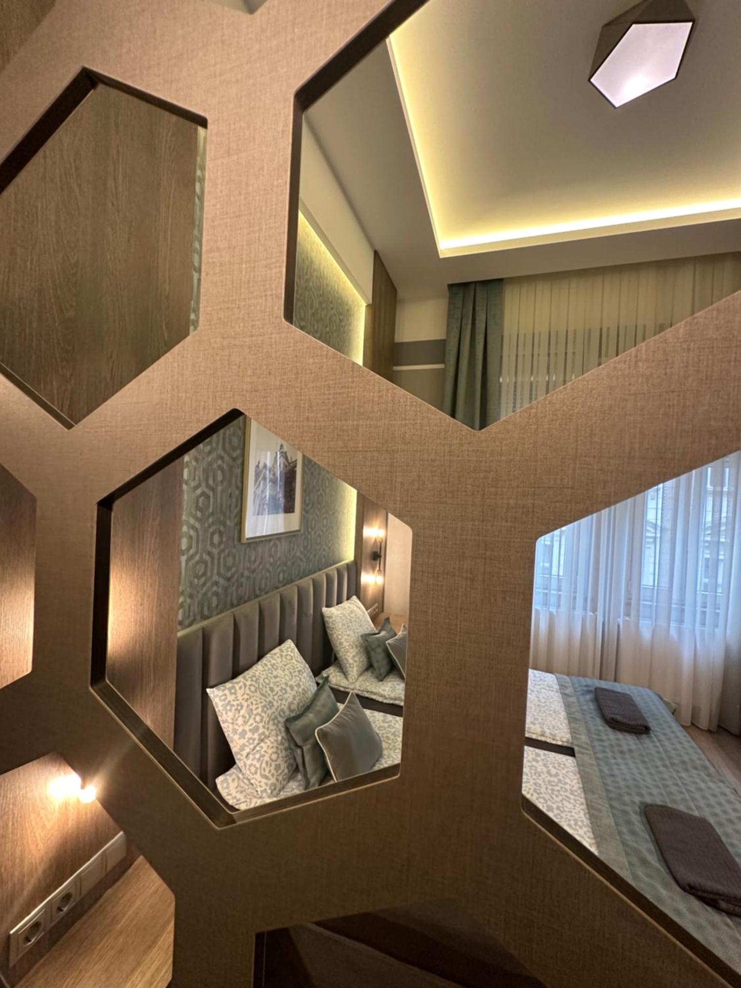Revay 20 Suites By Corall Budapest Extérieur photo