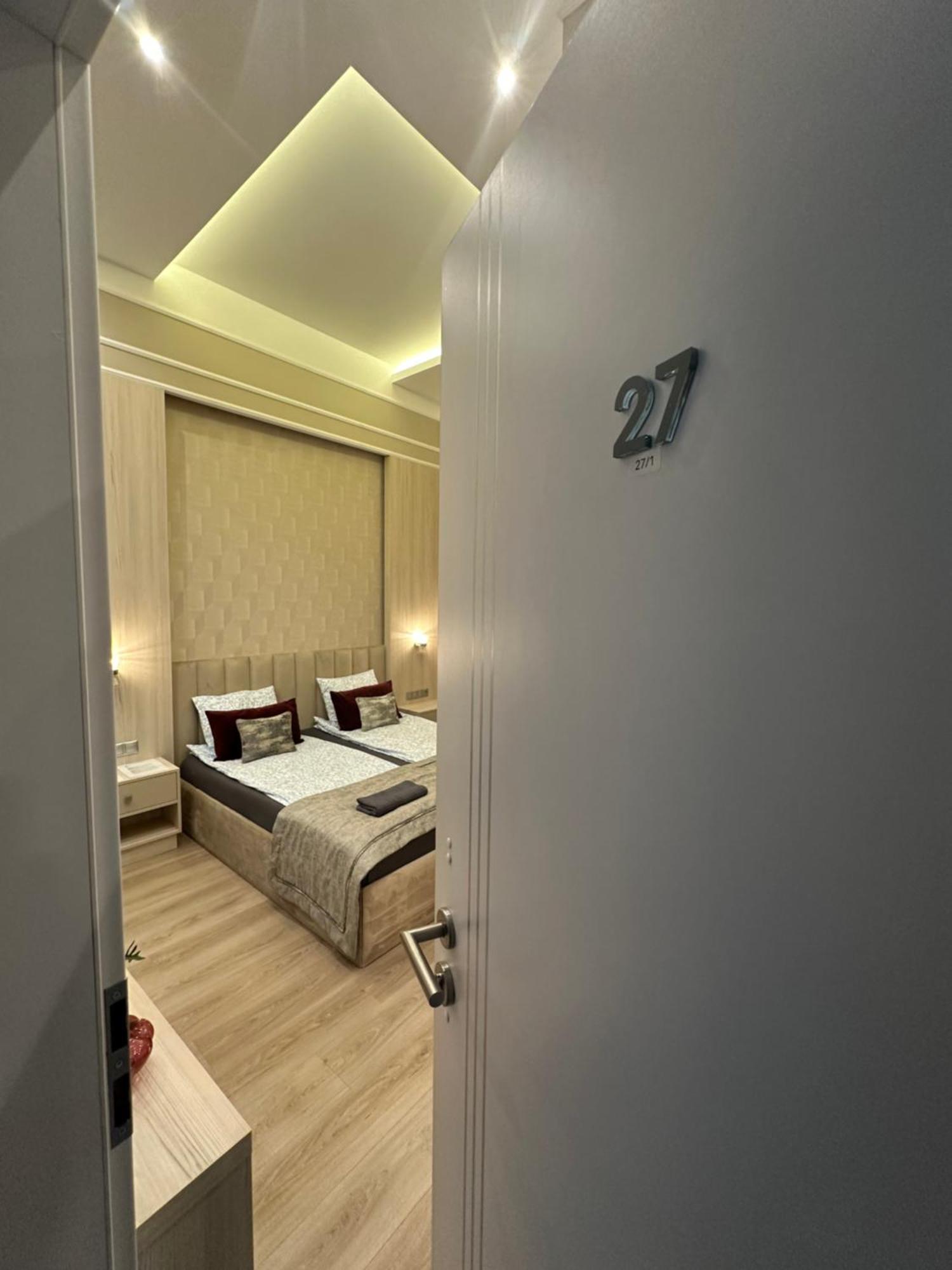 Revay 20 Suites By Corall Budapest Extérieur photo