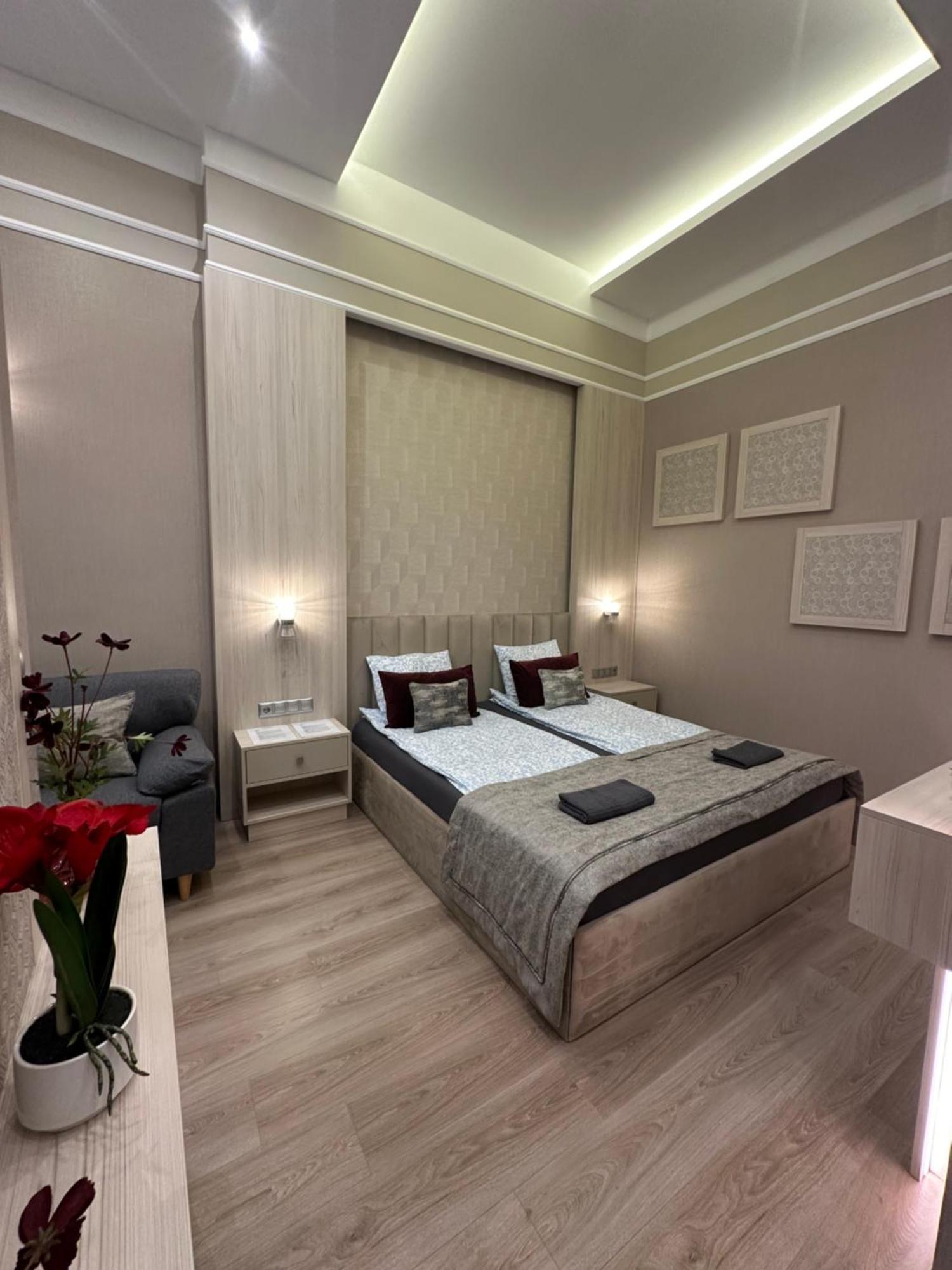 Revay 20 Suites By Corall Budapest Extérieur photo